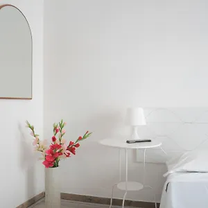 Cecile Hotel