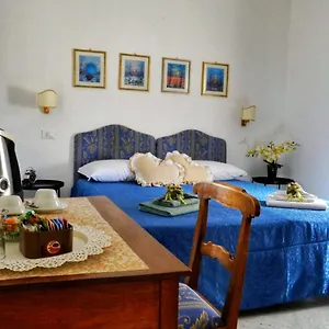Myosotis Bed & Breakfast